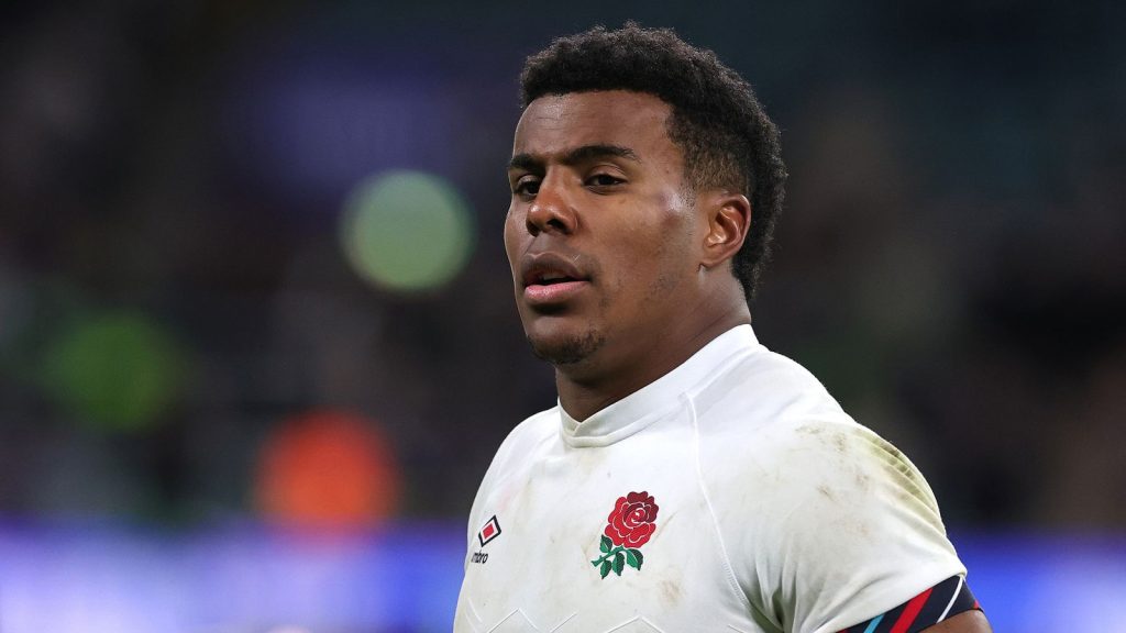 Immanuel Feyi-Waboso has to undergo surgery on a dislocated shoulder and will miss the entire Six Nations