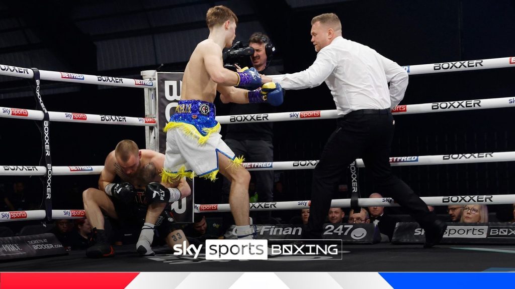 Ellis Price dropped Liam Fitzmaurice twice before registering the knockout victory.