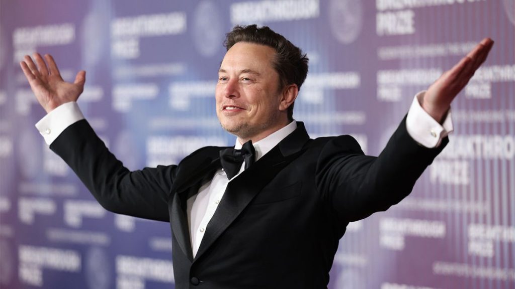 Elon Musk at the tenth Breakthrough Prize ceremony