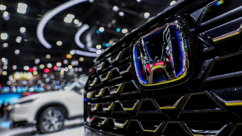 Honda seeking to promote US CR-V production, civics: Report